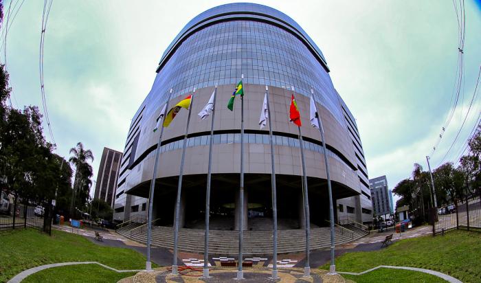 TRF4 disponibiliza mais de R$ 649 milhões em RPVs autuadas em agosto de 2026